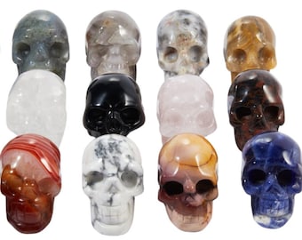 アマゾナイトクリスタルスカル：手彫りの宝石彫刻（3ポンド8オンス、長