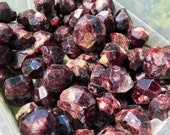 Raw Garnet Chunks (A grade) - Red Garnet Stone - Raw Garnet Loose Stone - Garnet Stone - Red Garnet Tumbled stone raw - Raw garnet Crystal
