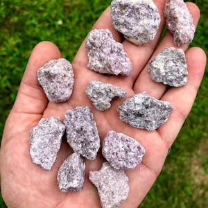 Raw Lepidolite Stone - Lilac Lepidolite Crystal - Raw Lepidolite - Rough Lepidolite Crystal - Purple Gemstone - Natural Lepidolite Raw