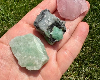 Raw Crystal Heart Chakra Stone Set - Crystals and Stones - Rose Quartz, Emerald, & Green Aventurine - Heart Chakra Balancer Kit