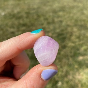Kunzite Tumbled Stone - Grade B - Multiple Sizes Available - Tumbled Pink Kunzite Crystal - Polished Pink Kunzite Gemstone - Pink Gemstone