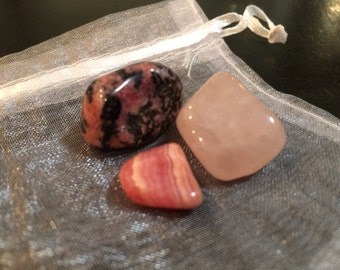 Heart Healer stone set - Love - empathy - forgiveness - Healing Crystals and Stone - Rhodochrosite - Rhodonite - Rose Quartz - energy stones