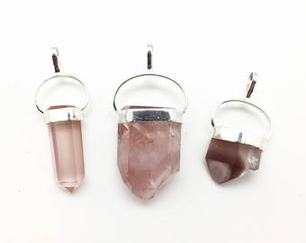 Ciondolo in quarzo al litio lucido - Ciondolo in argento sterling - Collana con punta in quarzo al litio - Ciondolo con punta lucida - Gioielli in quarzo al litio