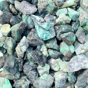 Raw Emerald Stone (0.25" - 3") Grade B Genuine Emerald Crystal - Natural Emerald - Untreated Emerald Stone - Crystals - Emerald Raw