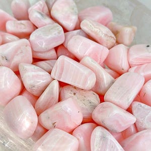 Mangano Calcit Trommelstein - Klasse A - Mehrere Größen erhältlich - Pink Calcit Kristall - fluoreszierendes Mineral - polierter Mangano