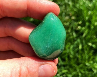 Green Aventurine XL Tumbled Stone - Tumbled Green Aventurine Crystal - Multiple Sizes Available - Heart Chakra Crystal - Green Gemstone