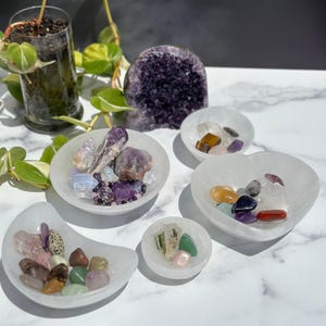 Selenite Bowls (10 Options!) - Round, Heart, Moon Bowls - Crystal Charging Bowl - Selenite Cleansing Bowl - Selenite Bowl for Crystals