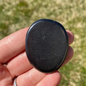 Shungite Worry Stone (1.25" - 2") Polished Shungite Crystal - Genuine Shungite Crystal Worry Stone - Shungite Palm Stone - EMF Protection image 1