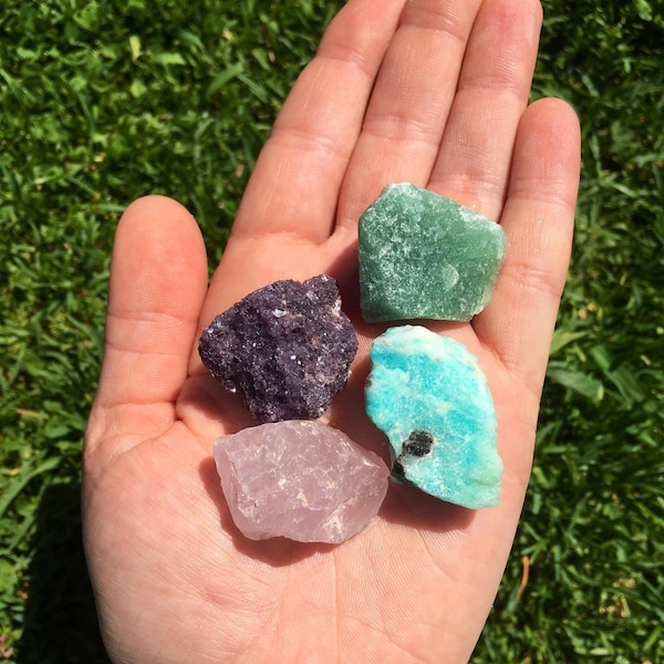 Calming Crystal Set - Soothing Crystals and Stones - Raw Crystals for Calming Energy - Worry Stones - Meditation Stones