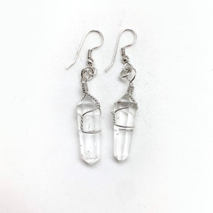 Clear Quartz Earrings Wire Wrapped - Clear Quartz Crystal Earrings - Clear Quartz Stone - Quartz Dangle Earrings - Quartz Crystal jewelry