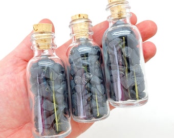 Shungite Crystal Bottle - Shungite Stone Bottle - Shungite Chips - Gemstone Bottle - Healing crystals and stones - Shungite gemstone chips