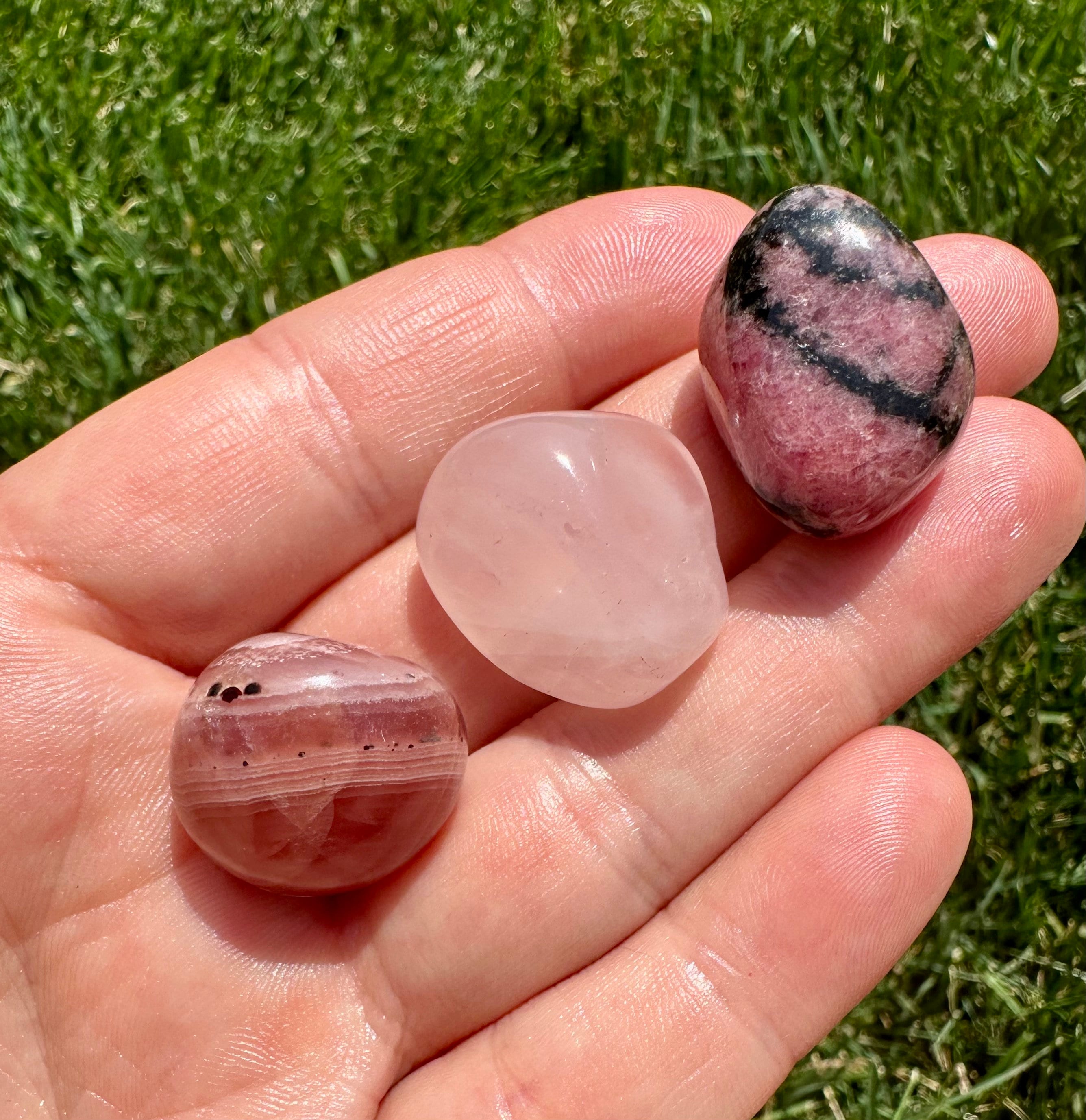Heart Chakra Stone Set - Love, Empathy, Forgiveness - Crystals and Stone - Rhodochrosite, Rhodonite, Rose Quartz - Pink Gemstone Set