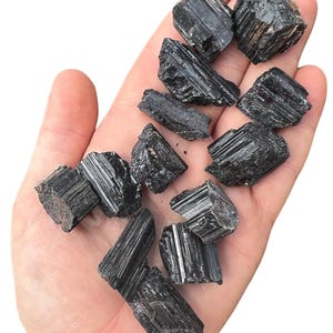 Tronco de turmalina negra en bruto (0,5”-9”), grado A - Piedra de turmalina negra en bruto - Cristal de turmalina negra natural - Varios tamaños - Procedente de Brasil imagen 10