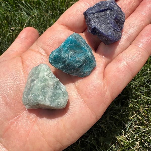 Raw Throat Chakra Crystal Set - Raw Aquamarine, Raw Sodalite, Raw Blue Apatite - Blue Crystals - Communication & Calming Stones