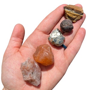 Leo Zodiac Crystal Set - Raw Leo Zodiac Crystals - Metaphysical Crystals - Astrology Gifts - Rough Leo Crystals - Leo Crystal Gift Set
