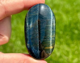 Blue Tigers Eye Palm Stone - Polished Blue Tigers Eye Crystal Palmstone - Flashy High Chatoyancy Blue Tigers Eye - Hawks Eye Stone