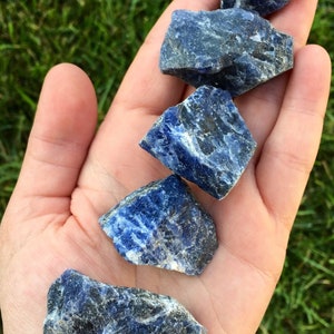 Raw Sodalite - Rough Sodalite Healing Crystal - Grade A - Natural Blue Sodalite Crystal - Throat Chakra Stone - Healing Crystals & Stones