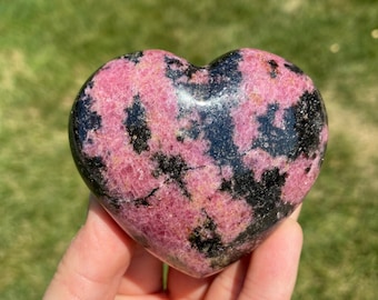 Rhodonite Stone Heart (1" - 4") - Rhodonite Heart Crystal - Rhodonite Worry Stone - Love Stone - Polished Rhodonite - Heart Chakra Stone