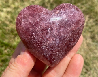 Strawberry Quartz Crystal Heart - Strawberry Quartz Stone Heart - Polished Crystal Heart - Healing Crystals - Pink Strawberry Quartz Heart