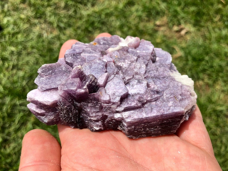 Raw Lepidolite Stone Ex-Quality Raw Lepidolite Crystal Cluster Rough Lepidolite Stone Purple Lepidolite Healing Crystal image 10