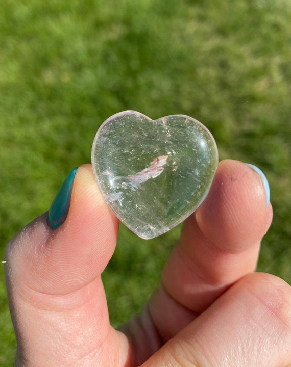 Clear Quartz Crystal Heart (0.75"-1.5") Tumbled Clear Quartz Heart Stone - Polished Crystal Clear Quartz - Clear Quartz Stone Heart