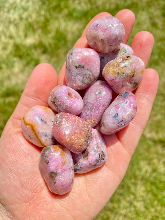 Cobalto Calcite Tumbled Stone - Grade B