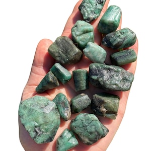 Raw Emerald Stone (1g to 160g) Grade A Natural Emerald Crystal - Genuine Emerald Stone - Crystals and Stones - Raw Emerald Crystal