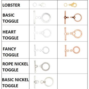 K&ouml;nnte beinhalten: Eine Tabelle mit verschiedenen Arten von Verschl&uuml;ssen f&uuml;r die Schmuckherstellung. Die Verschl&uuml;sse sind in Silber- und Nickellegierung sowie in Kupfer- und Goldlegierung dargestellt. Die Verschl&uuml;sse umfassen Hummerverschluss, einfachen Toggle-Verschluss, Herz-Toggle-Verschluss, Fancy-Toggle-Verschluss, Seil-Nickel-Toggle-Verschluss, einfachen Nickel-Toggle-Verschluss und Mini-Nickel-Toggle-Verschluss.