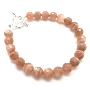 Handmade Sunstone Bracelet - Crystal Bracelet - Genuine Sunstone Gemstone - Clasp Bracelet - Natural Sunstone Crystal - 8mm Beads