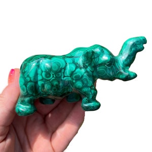 Malachiet olifant beeldje - handgesneden olifant sculptuur - malachietkristal - gepolijst malachiet olifant - malachiet olifant #4