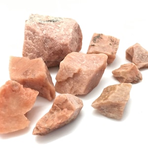 Peach Moonstone Chunk - Raw Moonstone Crystal - Peach Moonstone Stone - Crystals & Stones - Raw Moonstone - Natural Peach Moonstone