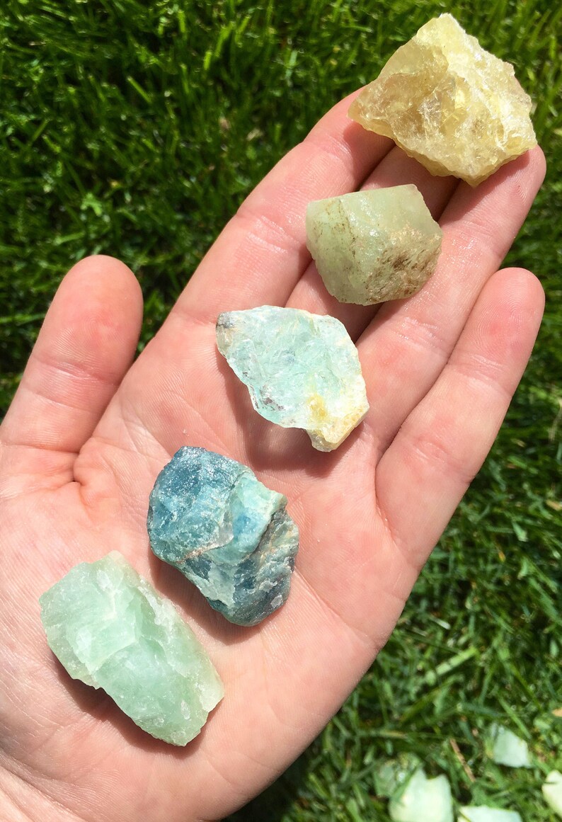 raw aquamarine stone raw aquamarine stone