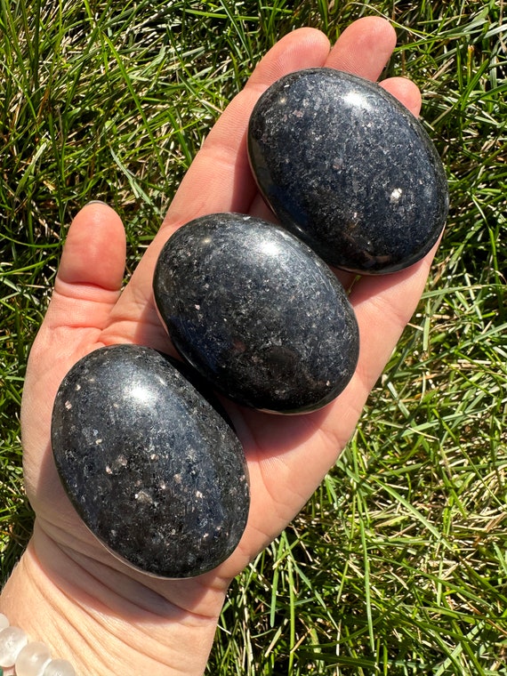 Nuumite Palmstones Nuumite Palmstones