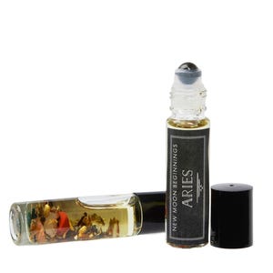 Aries Zodiac Oil Roller - Bloodstone Crystal Roller Bottle - Aries Zodiac Perfume - Crystals & Herbs - Ritual Oil Roller - Astrology Gifts