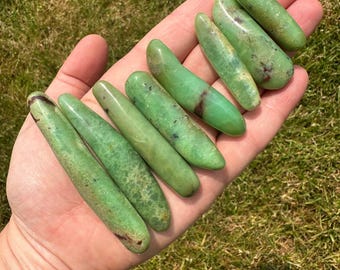 Green Chrysoprase Stick - Tumbled Chrysoprase Crystal - Chrysoprase Tumbled Stone - Chrysoprase Crystal Wand - Light Green Chrysoprase Stick
