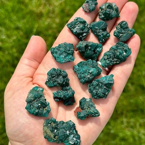 Raw Dioptase Crystal - Natural Dioptase Crystal Cluster - Raw Dioptase Specimen - Rough Dioptase Stone Cluster - Green Dioptase Cluster