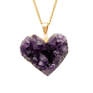 Amethyst Heart Pendant - Raw Amethyst Heart necklace - gold Amethyst necklace - amethyst Cluster - Healing Crystal - Heart Amethyst Pendant