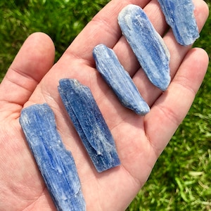 Blue Kyanite 1 7 Raw Blue Kyanite Stone Blue Kyanite Crystal Large Blue Kyanite Rough Blue Kyanite Blade Raw Kyanite Blade image 2