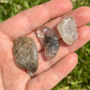 Witches Finger Tumbled Stone - Multiple Sizes Available - Tumbled Muscovite in Clear Quartz Crystal - Polished Micalated Quartz Gemstone