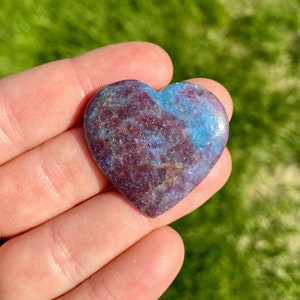 Ruby Kyanite Heart (1&quot; - 1.5&quot;) Ruby Kyanite Stone Heart - Crystals - Ruby Kyanite Crystal Heart - Ruby in Kyanite Shaped Heart