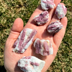 Pink Tourmaline Stone - Rough Pink Tourmaline Crystal - Raw Pink Tourmaline in Matrix Quartz - Pink Tourmaline Raw - Crystals