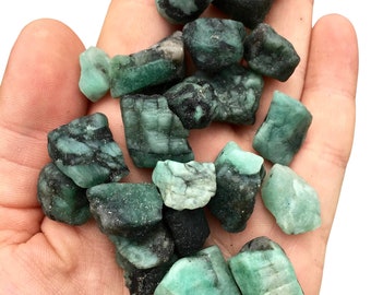 ヒマラヤ産 エメラルド原石 ヒマラヤ産 エメラルド原石