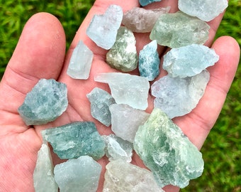 Gorgeous 4\u201d and 2.5\u201d long raw aquamarine chunks and 4 oz. top quality 7 oz