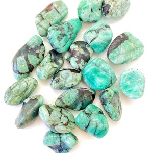 Emerald Tumbled Stone Grade AB Multiple Sizes Available Tumbled Emerald Crystal Natural Genuine Emerald Gemstone Untreated Emerald image 7