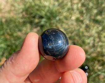 Esfera de ojo de tigre azul - Piedra pulida - Esfera de ojo de halcón azul - Cristales - Piedra del chakra del tercer ojo - Bola pulida de ojo de tigre azul