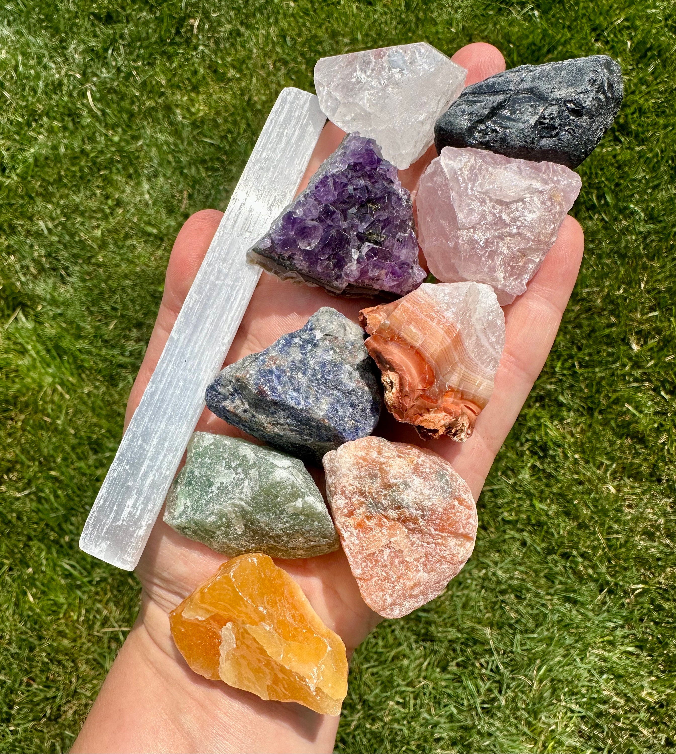 Crystals and Stones Set - Chakra Stones - Raw Crystals and Stones ...