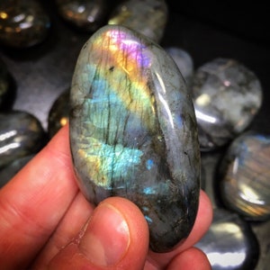 Labradorite Palm Stone Labradorite Stone Polished Labradorite Oval Palm Stone Tumbled Labradorite Crystal Blue Flash Labradorite image 6