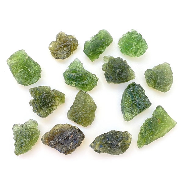 Raw Moldavite Crystal (0g - 10g) - Czech Republic - Raw Moldavite Stone - Healing Crystals & Stones - Raw Green Tektite - Rough Moldavite