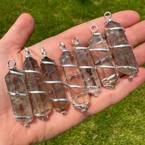 Pingente de Quartzo Fumê - Colar de Cristal com Cravação Espiral Prateada - Ponta de Cristal de Quartzo Fumê Polida - Colar de Quartzo Fumê imagem 7