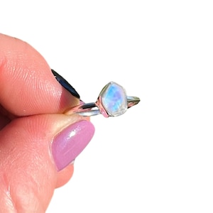 Raw Rainbow Moonstone Ring - Sterling Silver - Sizes 4 to 10 (US) - Dainty Rainbow Moonstone Crystal Ring - Moonstone Crystal Ring